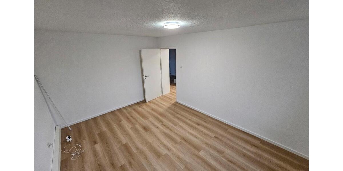 Etagenwohnung Solingen Höhscheid - 2 Zimmer, 51 m&sup2;, 700&euro; | Angebot:26253456