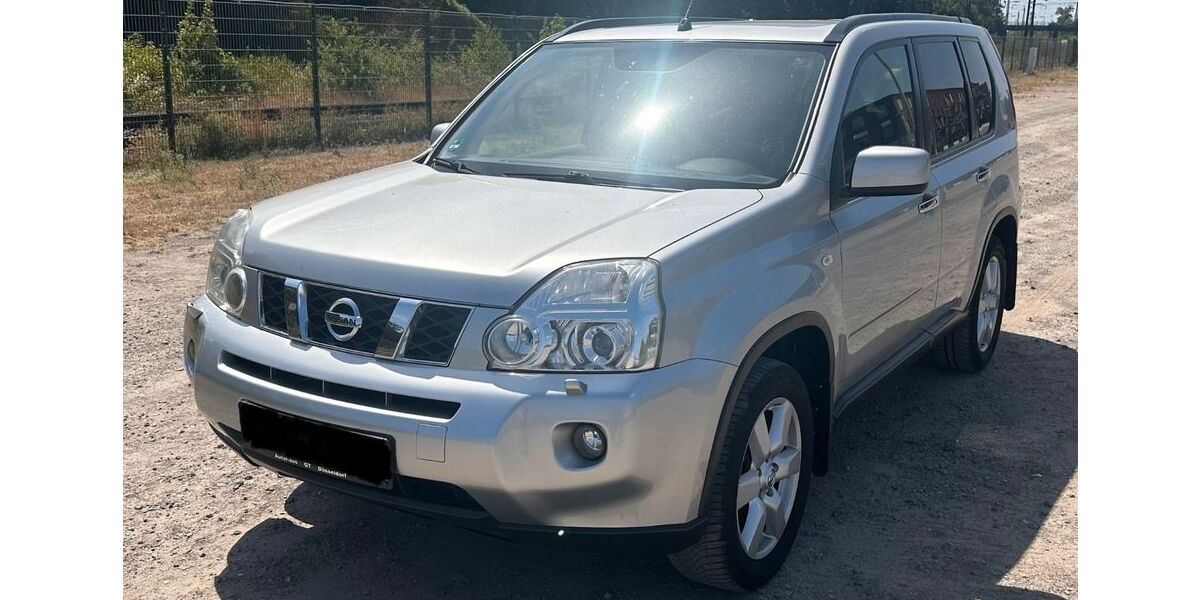 Nissan X-Trail 238.000 km 5.000 &euro; Oberhausen 46049