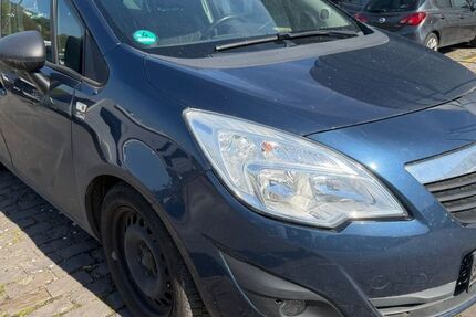 Opel Meriva 125.127 km 2.000 &euro; wuppertal 42285