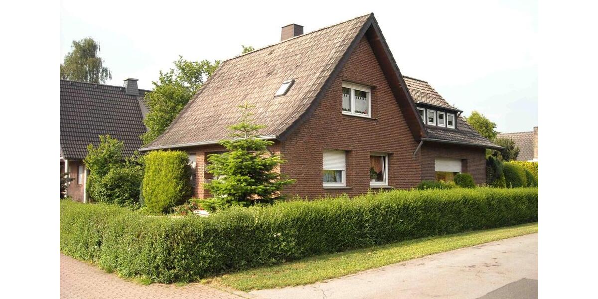 Einfamilienhaus Waltrop - 8 Zimmer, 169 m&sup2;, 440.000&euro; | Angebot:26830154