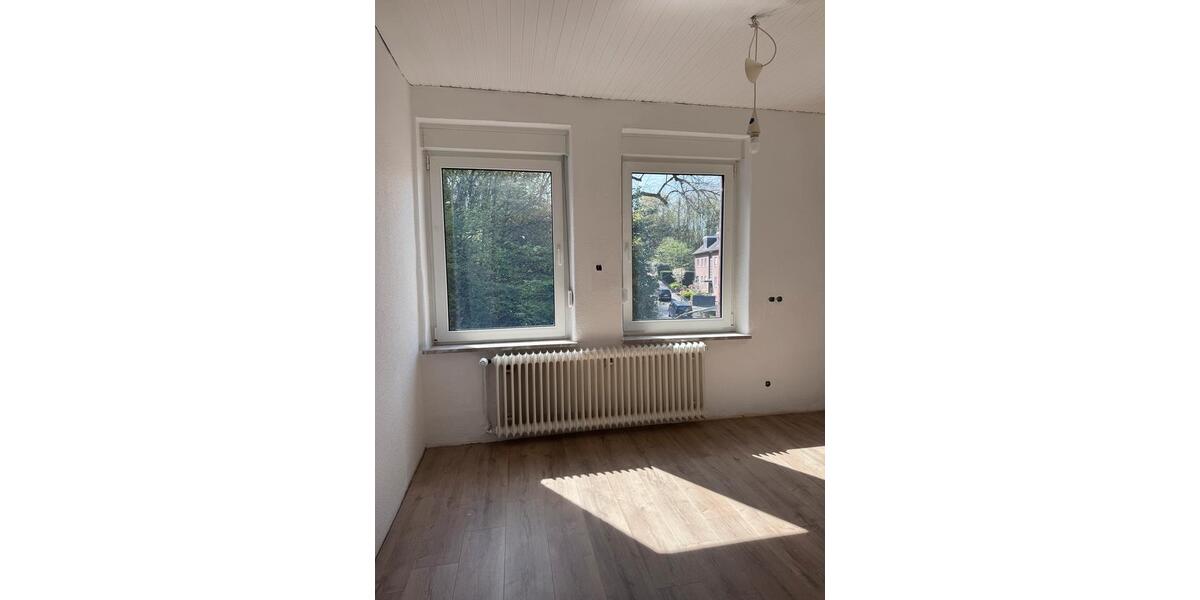 Dachgeschoßwohnung Witten - 2 Zimmer, 60 m&sup2;, 720&euro; | Angebot:26227611