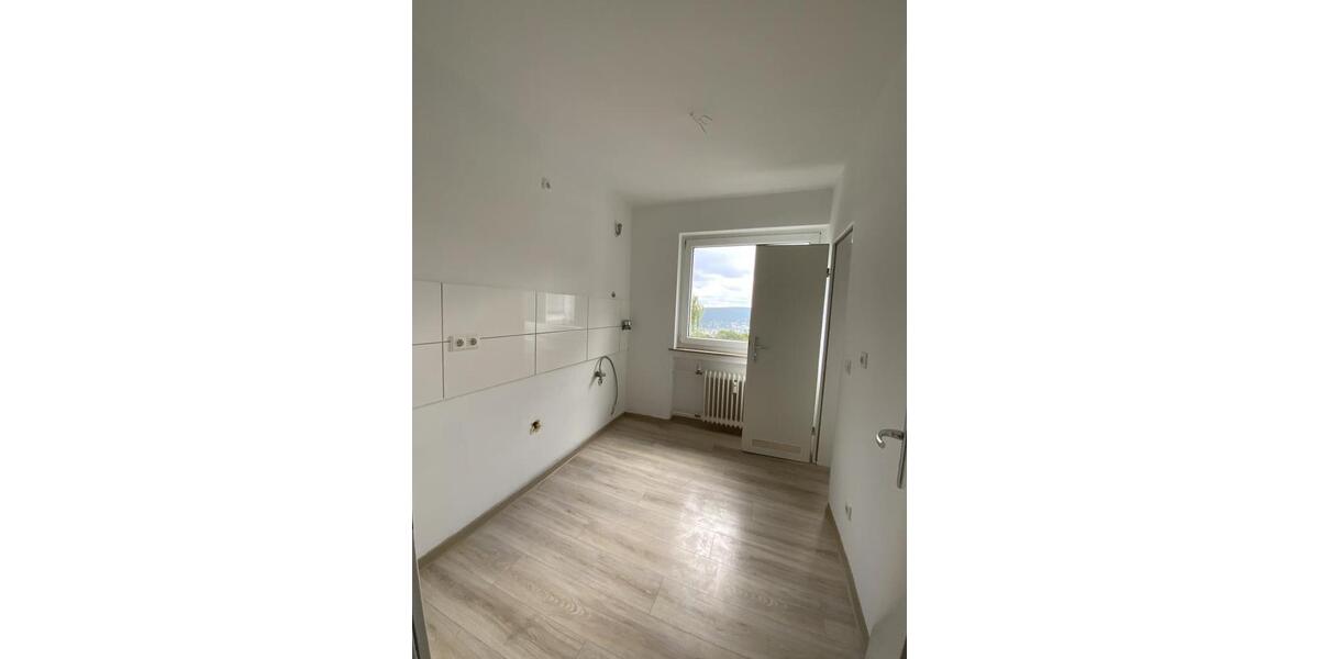 Etagenwohnung Velbert Langenberg - 3.5 Zimmer, 84 m&sup2;, 619&euro; | Angebot:26290032