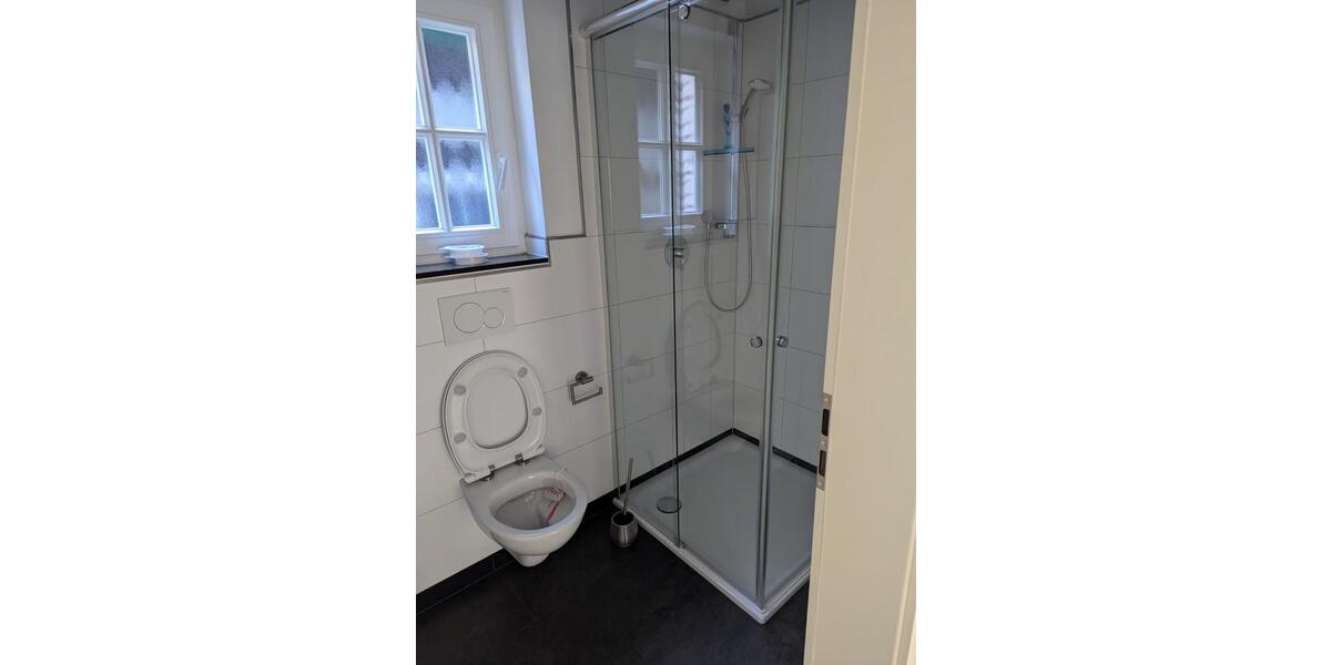 Etagenwohnung Hattingen - 4 Zimmer, 120 m&sup2;, 1.100&euro; | Angebot:26132191