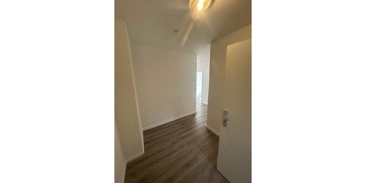 Etagenwohnung Mülheim an der Ruhr Rechtsruhr-Nord - 2 Zimmer, 70 m&sup2;, 590&euro; | Angebot:26329362