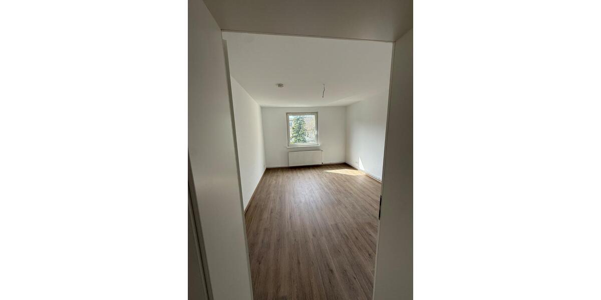 Etagenwohnung Bochum - 4 Zimmer, 73 m&sup2;, 693&euro; | Angebot:26375173