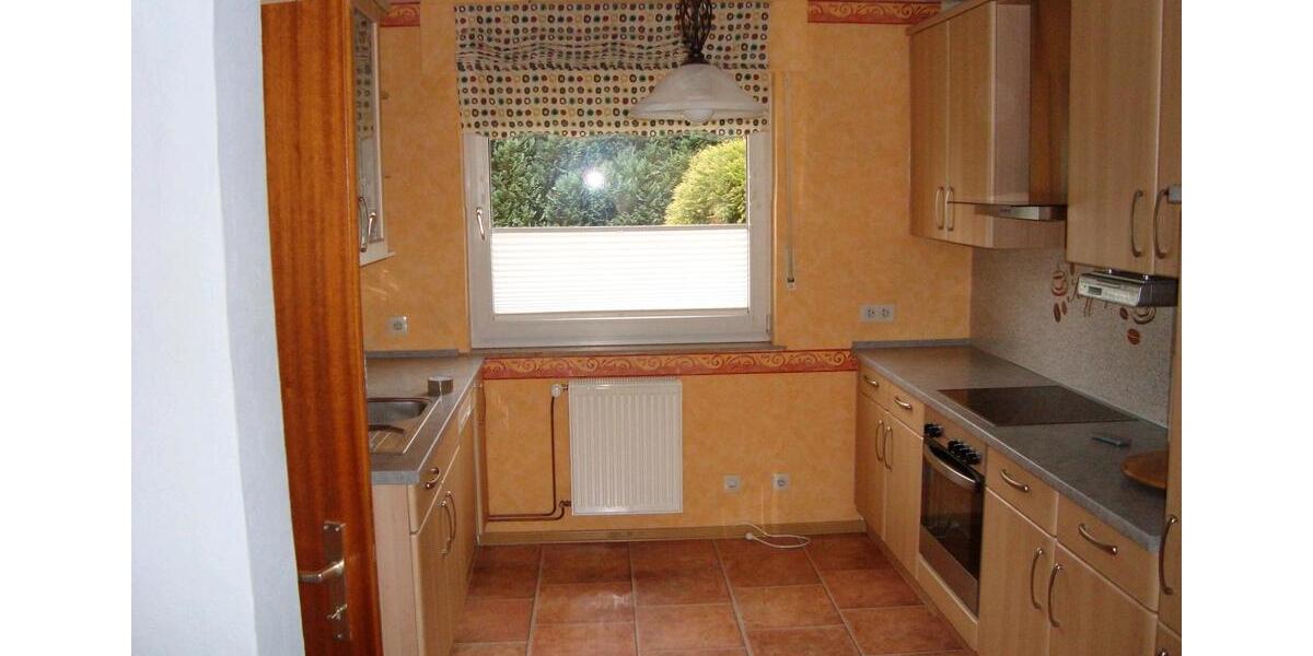 Reihenhaus Radevormwald - 6 Zimmer, 147 m&sup2;, 1.000&euro; | Angebot:26335413