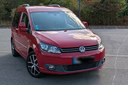 VW Caddy 128.000 km 13.200 &euro; Essen 45327