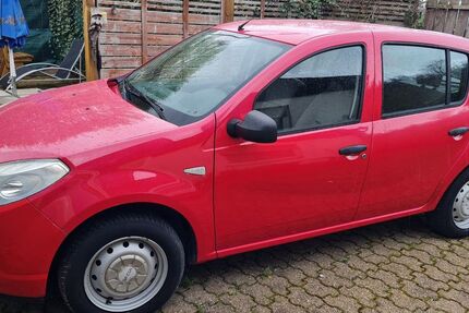 Dacia Sandero 21.000 km 2.900 &euro; Hattingen 45529