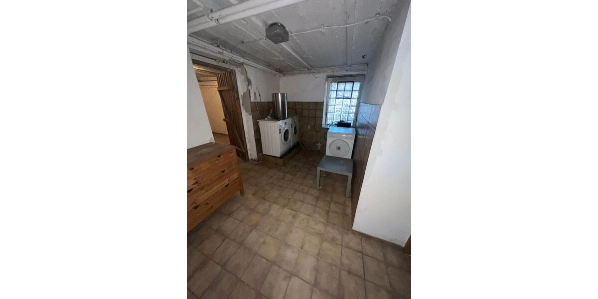 Einfamilienhaus Duisburg Mittelmeiderich - 4.5 Zimmer, 192 m&sup2;, 320.000&euro; | Angebot:27200480