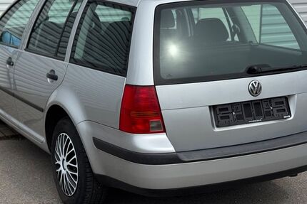VW Golf 143.305 km 4.290 &euro; Solingen 42719