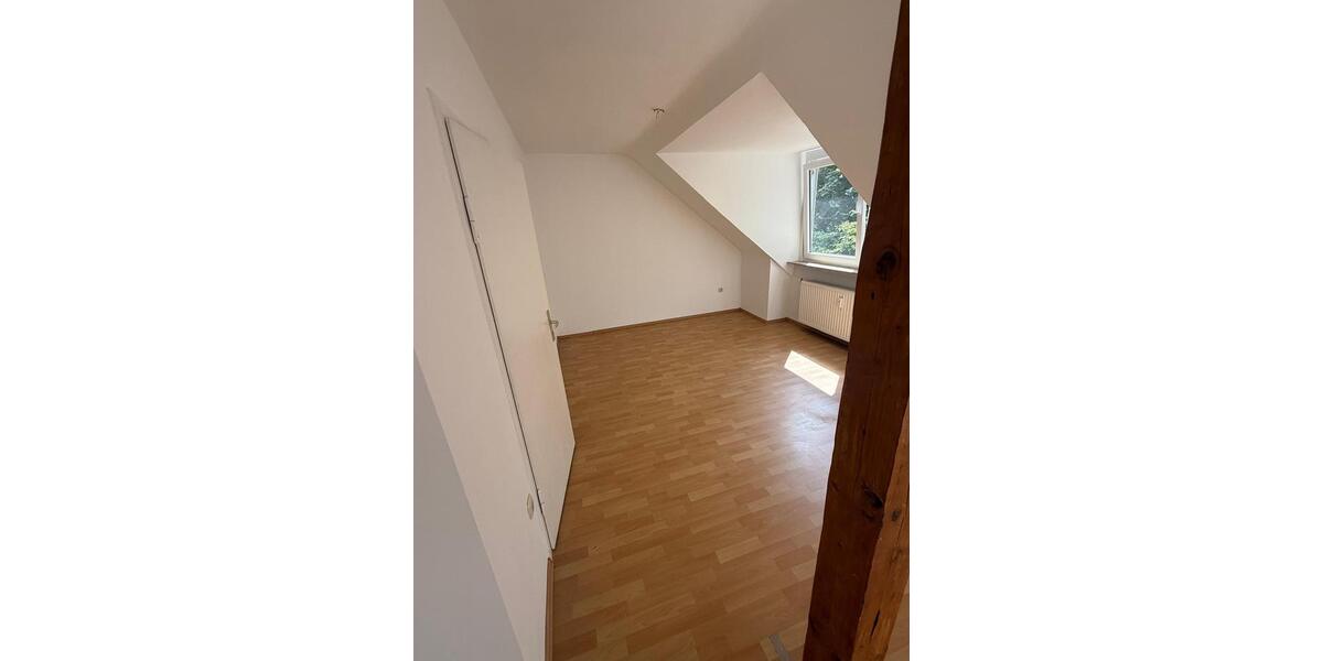 Dachgeschoßwohnung Bochum Bochum-Ost - 1 Zimmer, 53 m&sup2;, 370&euro; | Angebot:27623986