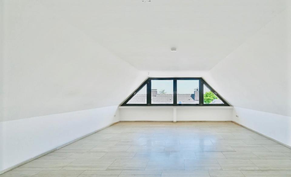Dachgeschoßwohnung Dortmund Hörde - 1.5 Zimmer, 43 m&sup2;, 125.000&euro; | Angebot:26423526