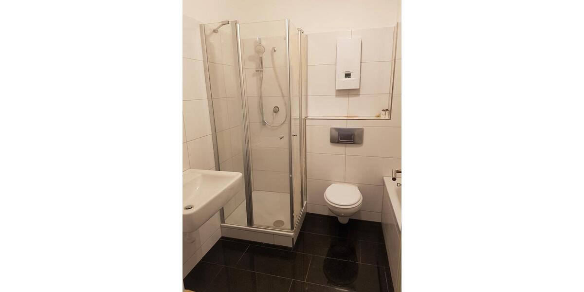 Etagenwohnung Hattingen - 2 Zimmer, 76 m&sup2;, 650&euro; | Angebot:26587526