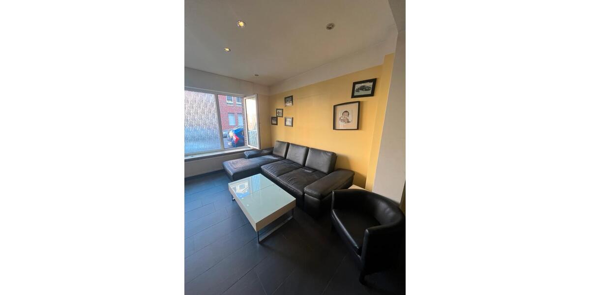 Einfamilienhaus Duisburg Mittelmeiderich - 3.5 Zimmer, 192 m&sup2;, 350.000&euro; | Angebot:26385495