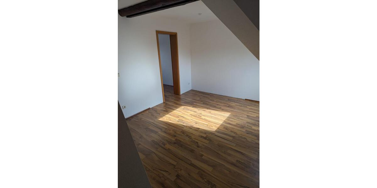 Maisonettenwohnung Hattingen - 3 Zimmer, 100 m&sup2;, 780&euro; | Angebot:26057742