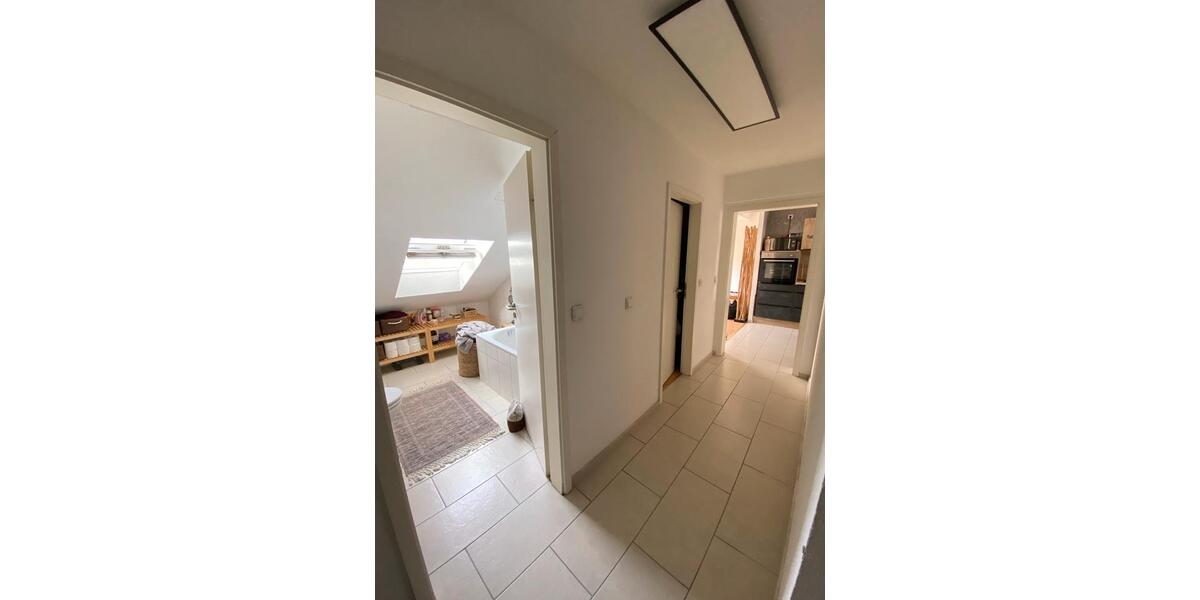 Dachgeschoßwohnung Bochum - 1.5 Zimmer, 40 m&sup2;, 455&euro; | Angebot:26381628