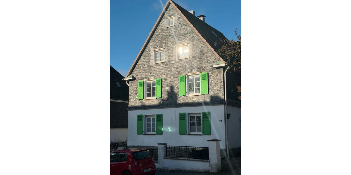 Dachgeschoßwohnung Remscheid Lüttringhausen - 2 Zimmer, 63 m&sup2;, 480&euro; | Angebot:26212295