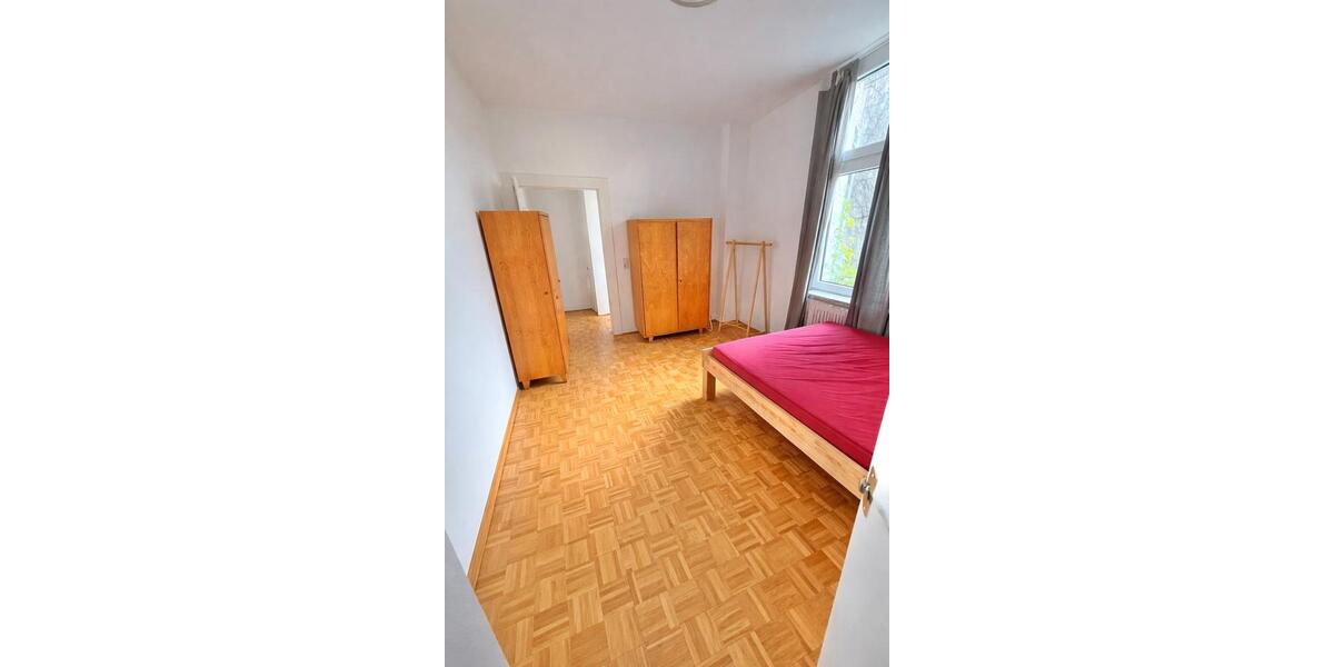 Etagenwohnung Essen Huttrop - 4 Zimmer, 106 m&sup2;, 925&euro; | Angebot:26148558
