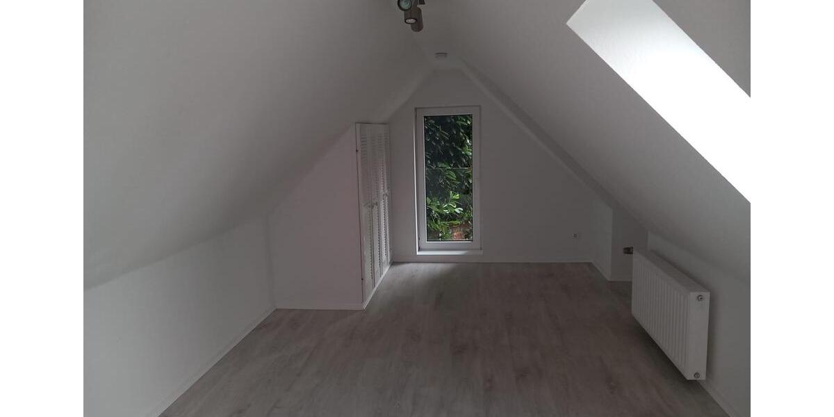 Hochparterre Remscheid Reinshagen - 2 Zimmer, 55 m&sup2;, 650&euro; | Angebot:26137588