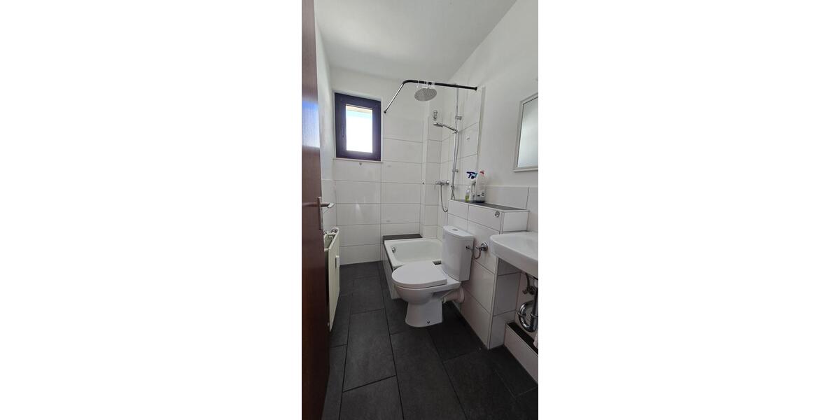 Etagenwohnung Wuppertal Gemarkung Langerfeld - 3 Zimmer, 92 m&sup2;, 840&euro; | Angebot:26195780