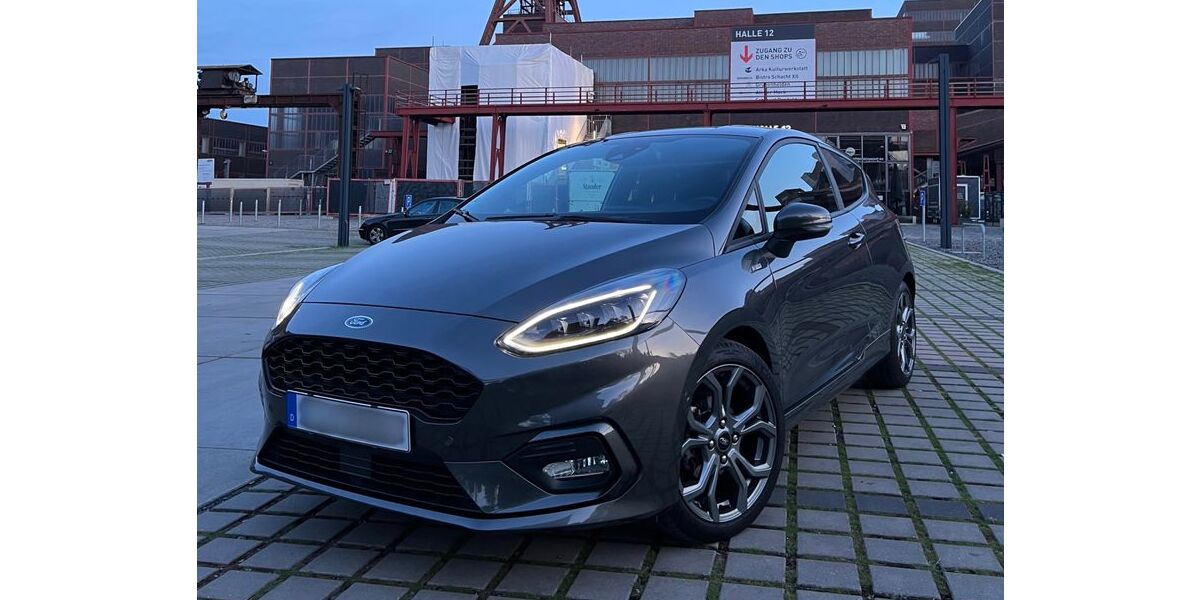 Ford Fiesta 56.000 km 13.900 &euro; Essen 45327