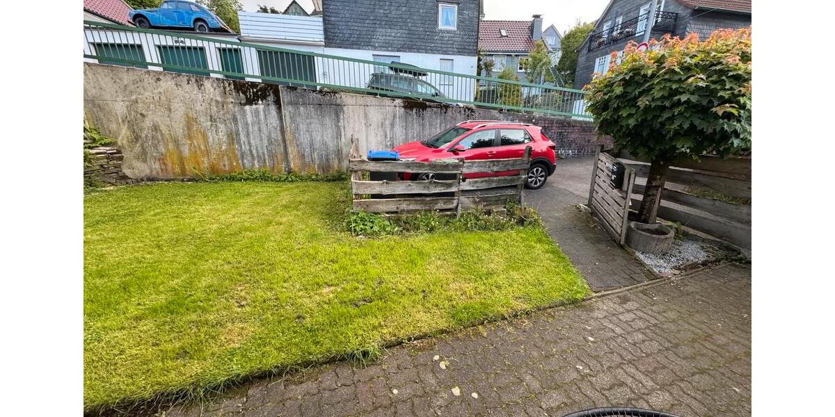 Doppelhaushälfte Remscheid Lüttringhausen - 5 Zimmer, 120 m&sup2;, 300.000&euro; | Angebot:27296262