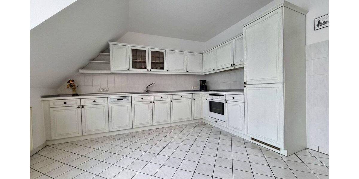 Etagenwohnung Bochum Höntrop - 3 Zimmer, 118 m&sup2;, 1.250&euro; | Angebot:26875118