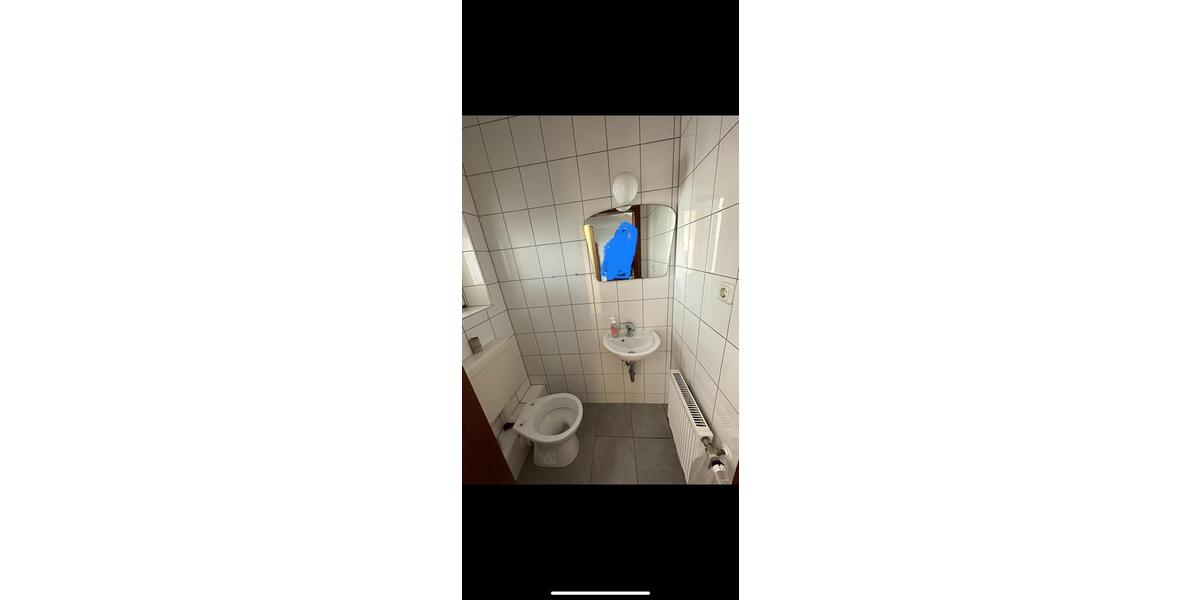 Erdgeschoßwohnung Solingen - 1 Zimmer, 140 m&sup2;, 170.000&euro; | Angebot:26126914