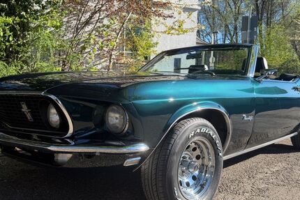 Ford Mustang 36.000 km 47.900 &euro; Solingen 42699