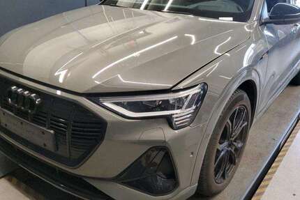 Audi e-tron 58.654 km 40.605 &euro; Hagen 58091