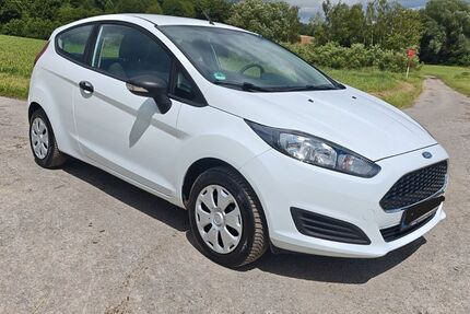 Ford Fiesta 94.941 km 5.000 &euro; Velbert 42549