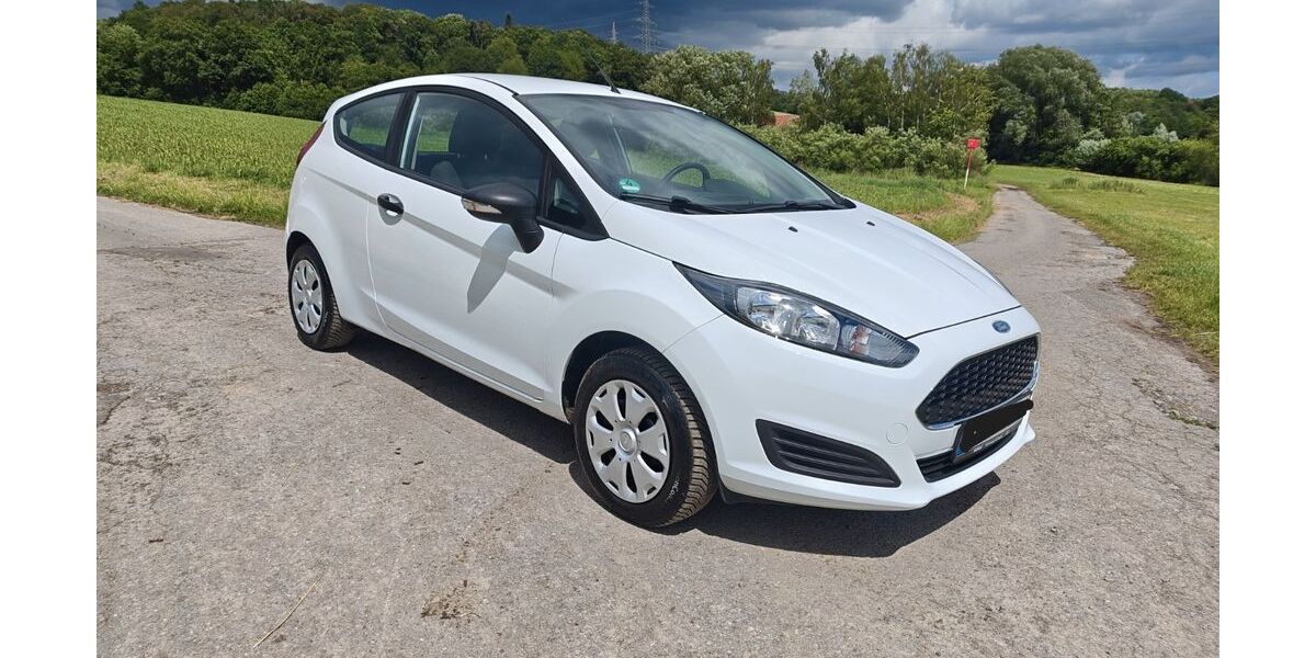 Ford Fiesta 94.941 km 5.000 &euro; Velbert 42549