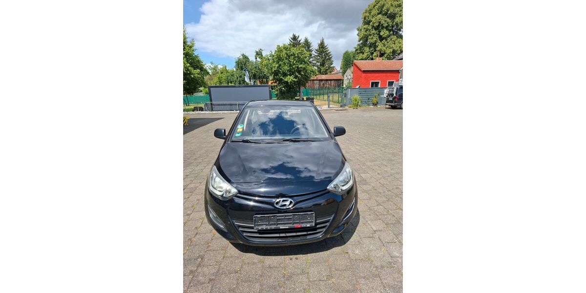 Hyundai i20 161.860 km 3.700 &euro; Waltrop 45731