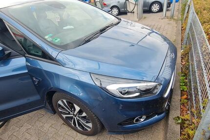Ford S-Max 75.000 km 19.900 &euro; Oberhausen 46119
