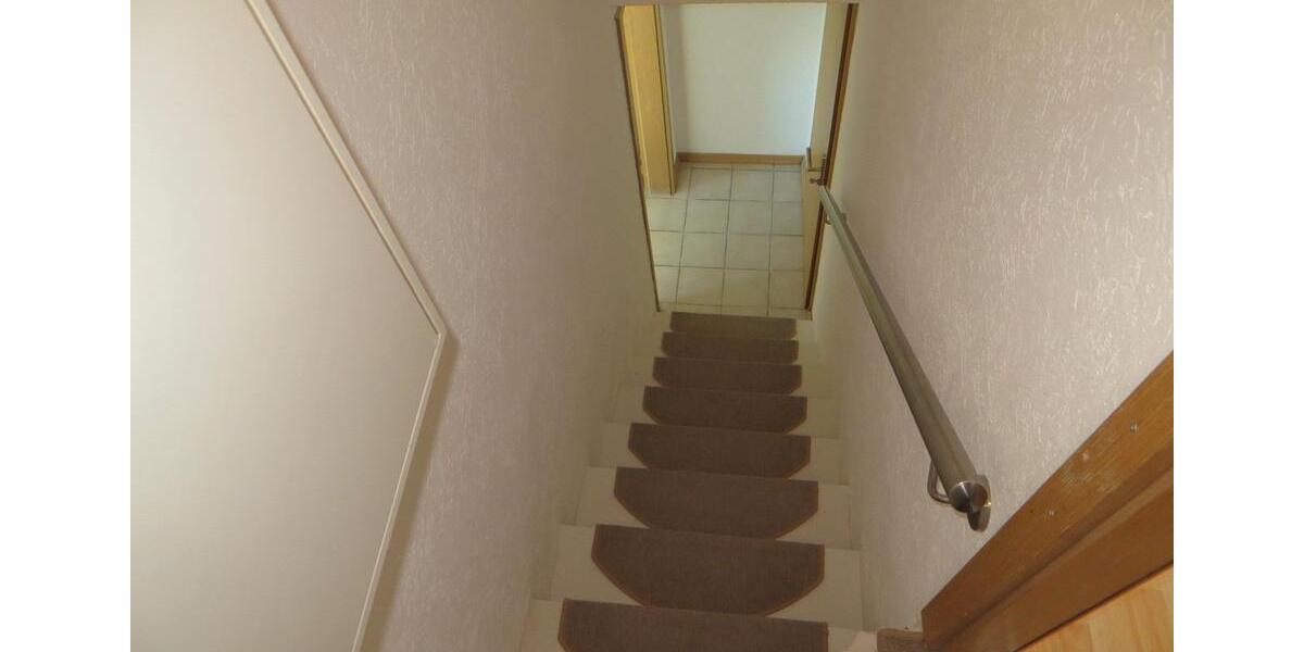 Erdgeschoßwohnung Ratingen - 3 Zimmer, 77 m&sup2;, 900&euro; | Angebot:26372652