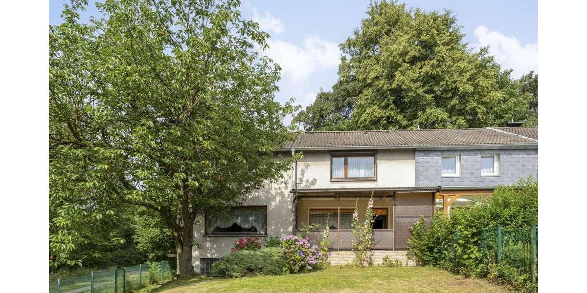 Einfamilienhaus Essen Stadtbezirk VI - 4.5 Zimmer, 165 m&sup2;, 330.000&euro; | Angebot:27130385