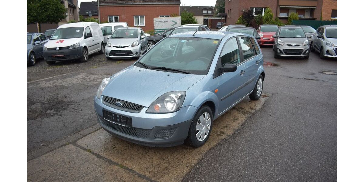 Ford Fiesta 36.800 km 4.980 &euro; Oberhausen 46145