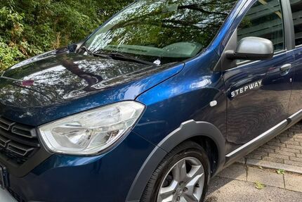 Dacia Lodgy 159.288 km 5.950 &euro; Essen 45276