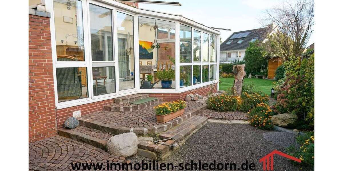 Einfamilienhaus Oberhausen Biefang - 8 Zimmer, 265 m&sup2;, 499.000&euro; | Angebot:26378100