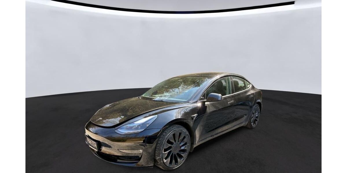 Tesla Model 3 54.137 km 31.435 &euro; Hagen 58091