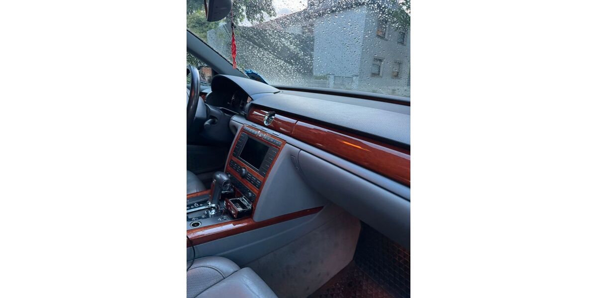 VW Phaeton 261.000 km 2.500 &euro; Marl 45770