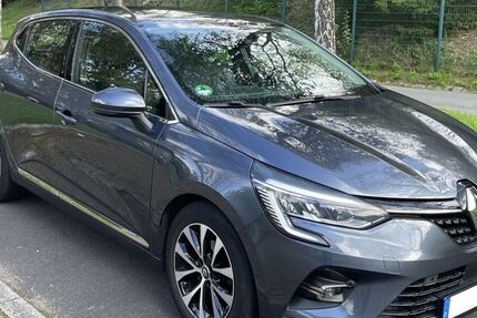 Renault Clio 60.700 km 11.490 &euro; Radevormwald 42477