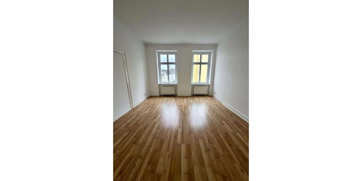 Etagenwohnung Wuppertal Nordstadt - 3 Zimmer, 81 m&sup2;, 690&euro; | Angebot:27122102