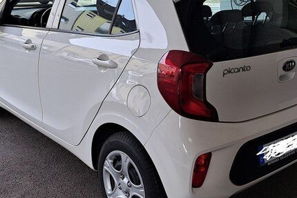 Kia Picanto 72.497 km 7.944 &euro; Solingen 42651