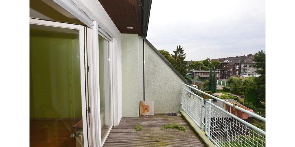 Dachgeschoßwohnung Gelsenkirchen Erle - 3.5 Zimmer, 75 m&sup2;, 492&euro; | Angebot:24614485