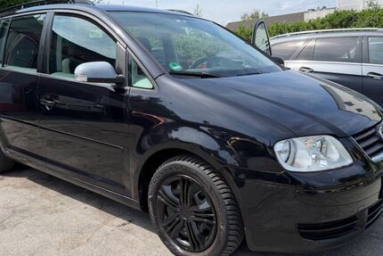 VW Touran 310.000 km 1.300 &euro; essen 45359