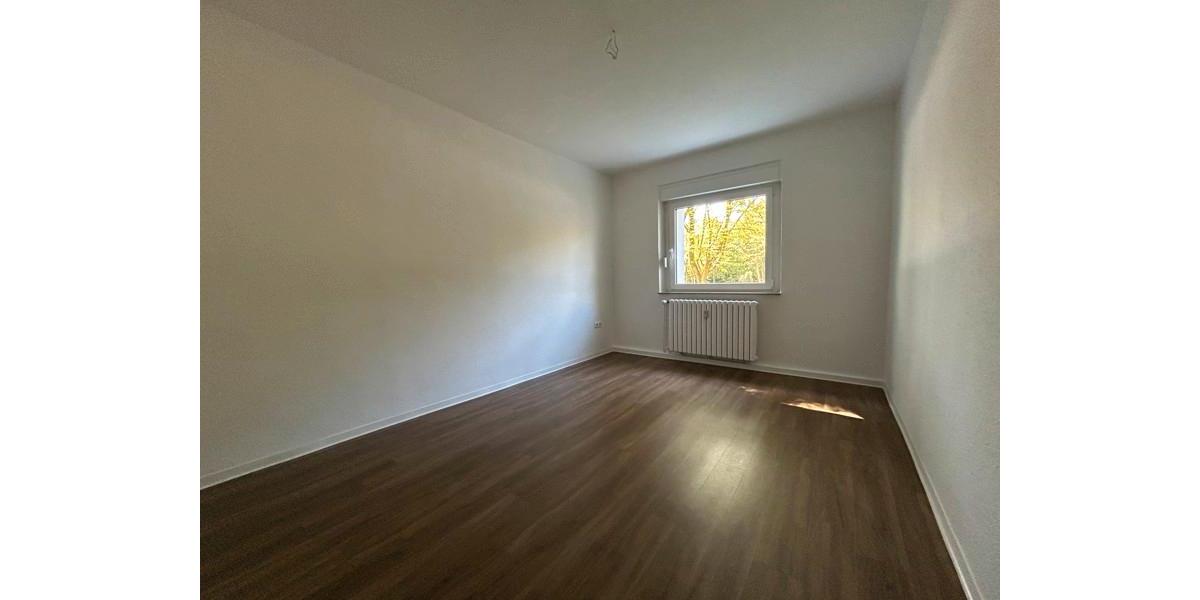 Erdgeschoßwohnung Essen Stadtbezirk V - 2 Zimmer, 73 m&sup2;, 729&euro; | Angebot:26268266