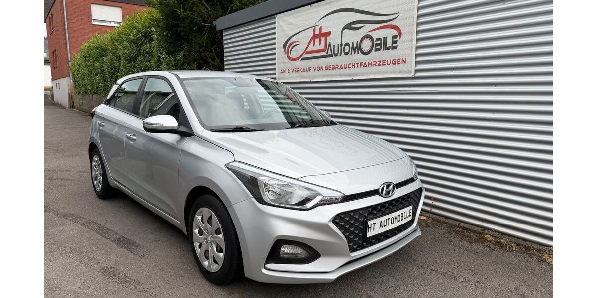 Hyundai i20 76.800 km 8.999 &euro; Marl 45770