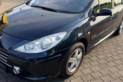 Peugeot 307 174.515 km 2.150 &euro; Duisburg 47138
