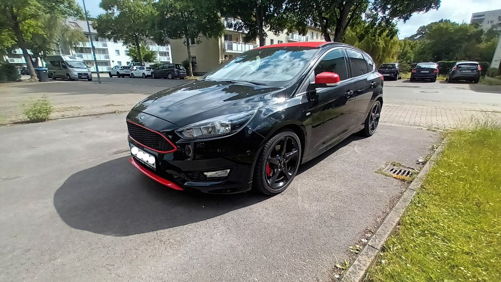 Ford Focus 80.000 km 9.200 &euro; Gelsenkirchen 45899